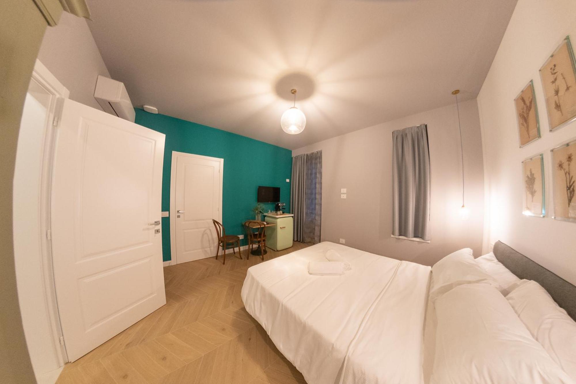 Sophia Boutique Suites Трієст Екстер'єр фото