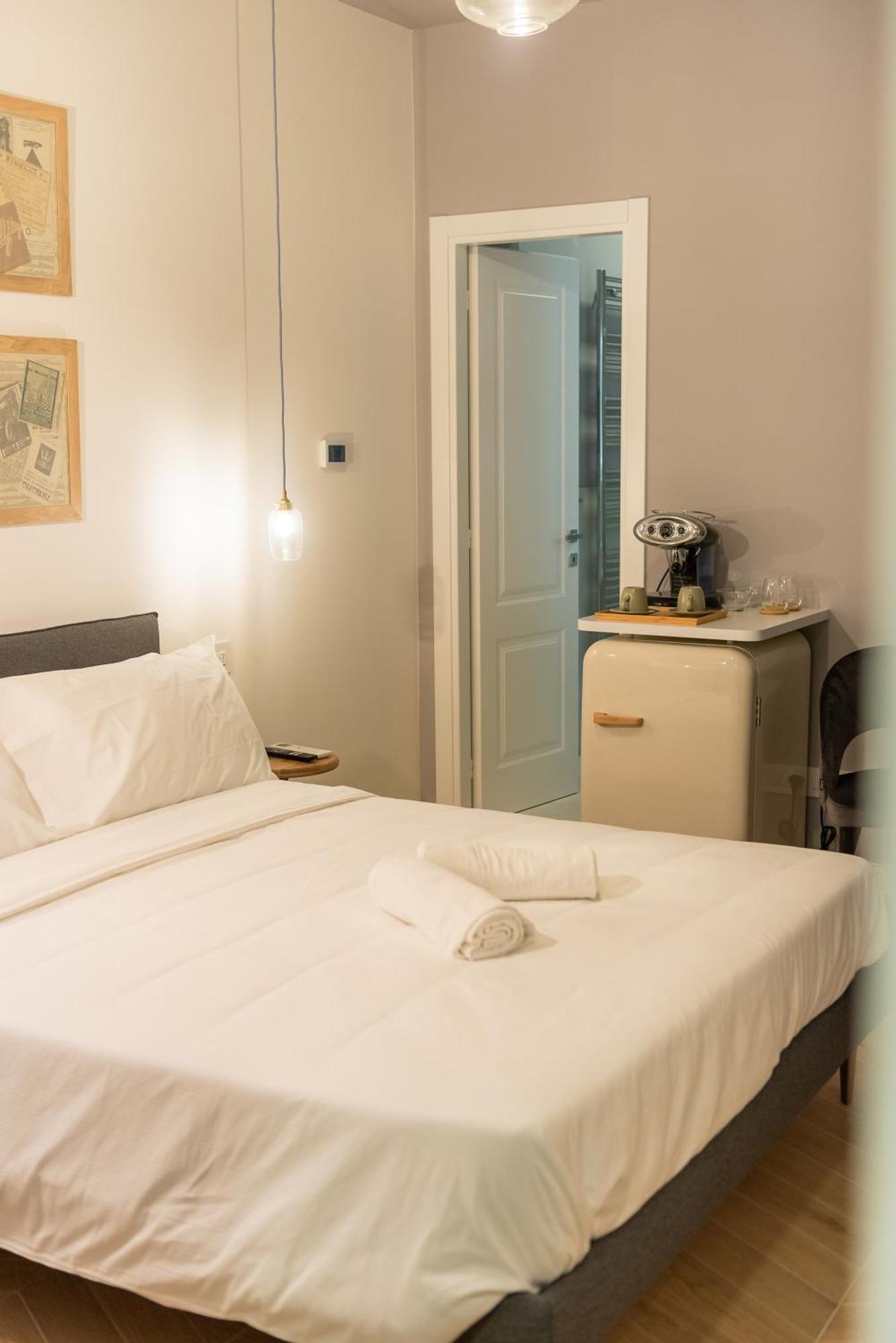 Sophia Boutique Suites Трієст Екстер'єр фото