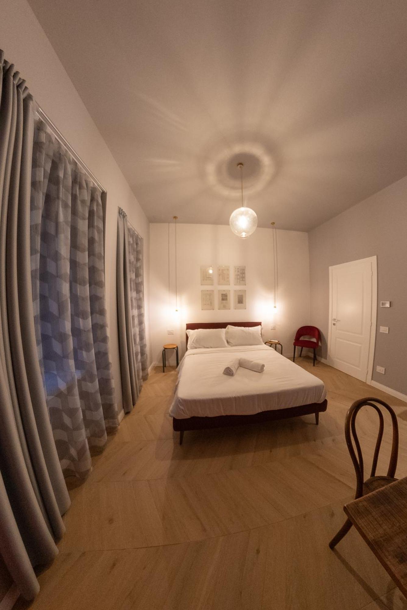 Sophia Boutique Suites Трієст Екстер'єр фото
