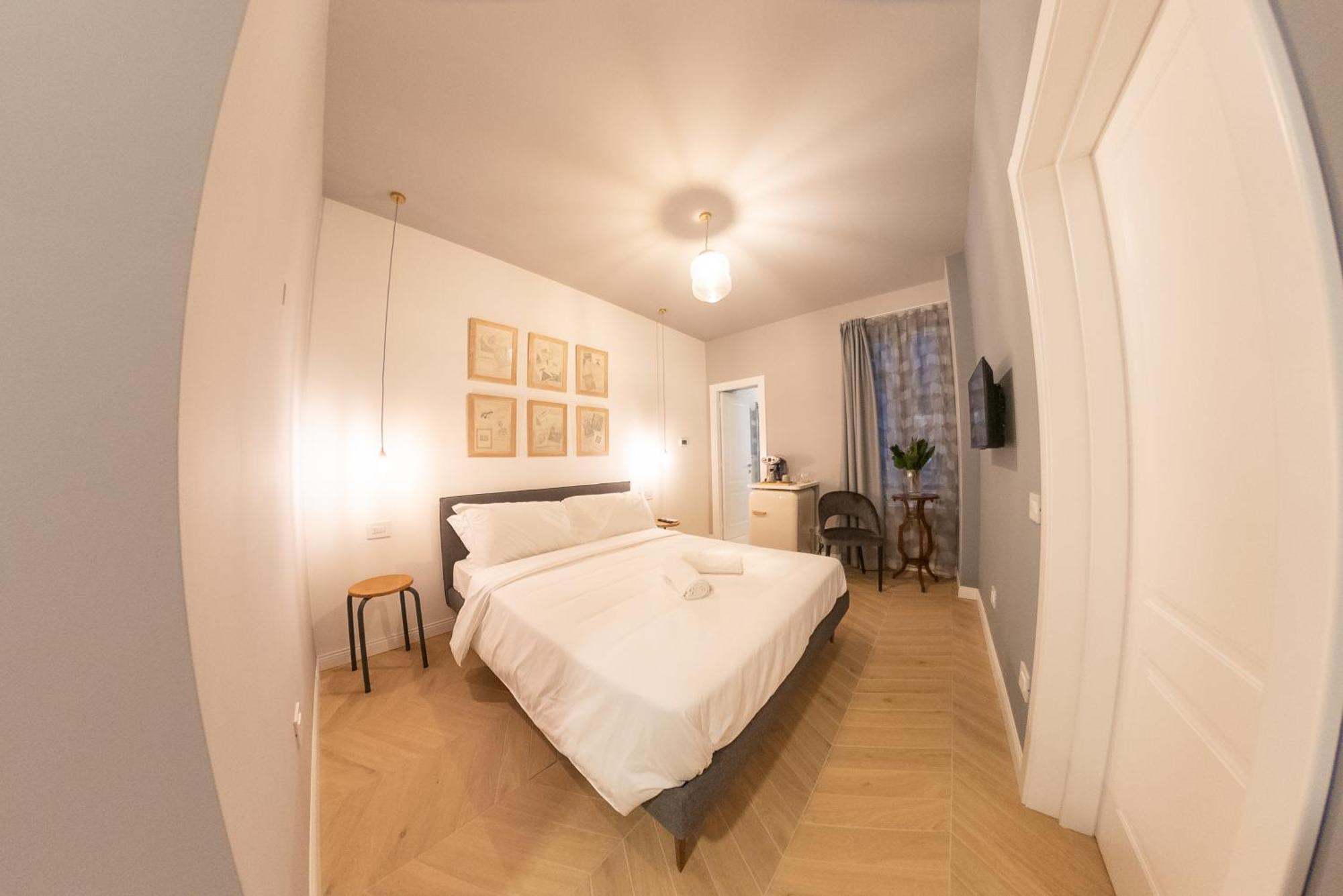 Sophia Boutique Suites Трієст Екстер'єр фото