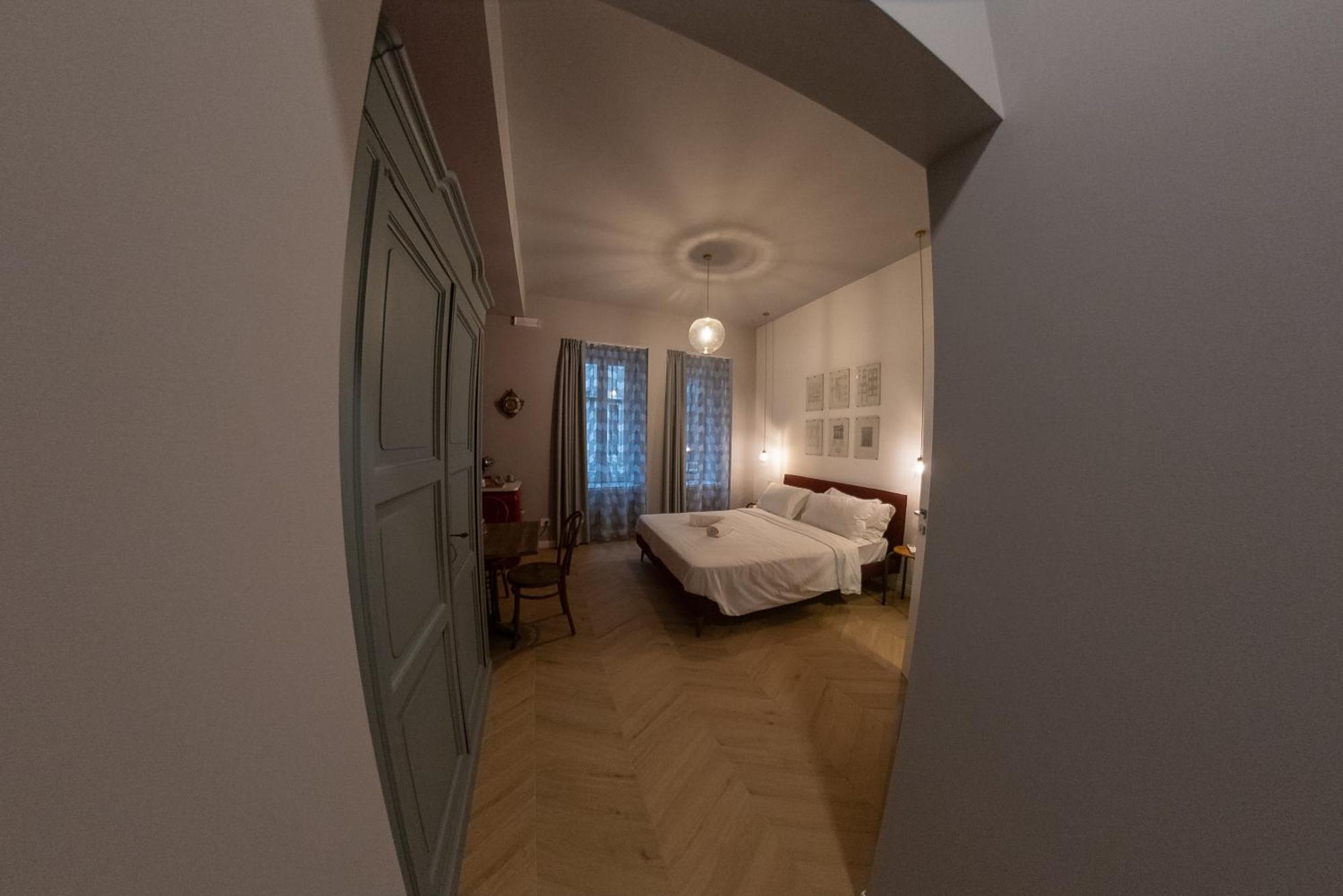Sophia Boutique Suites Трієст Екстер'єр фото