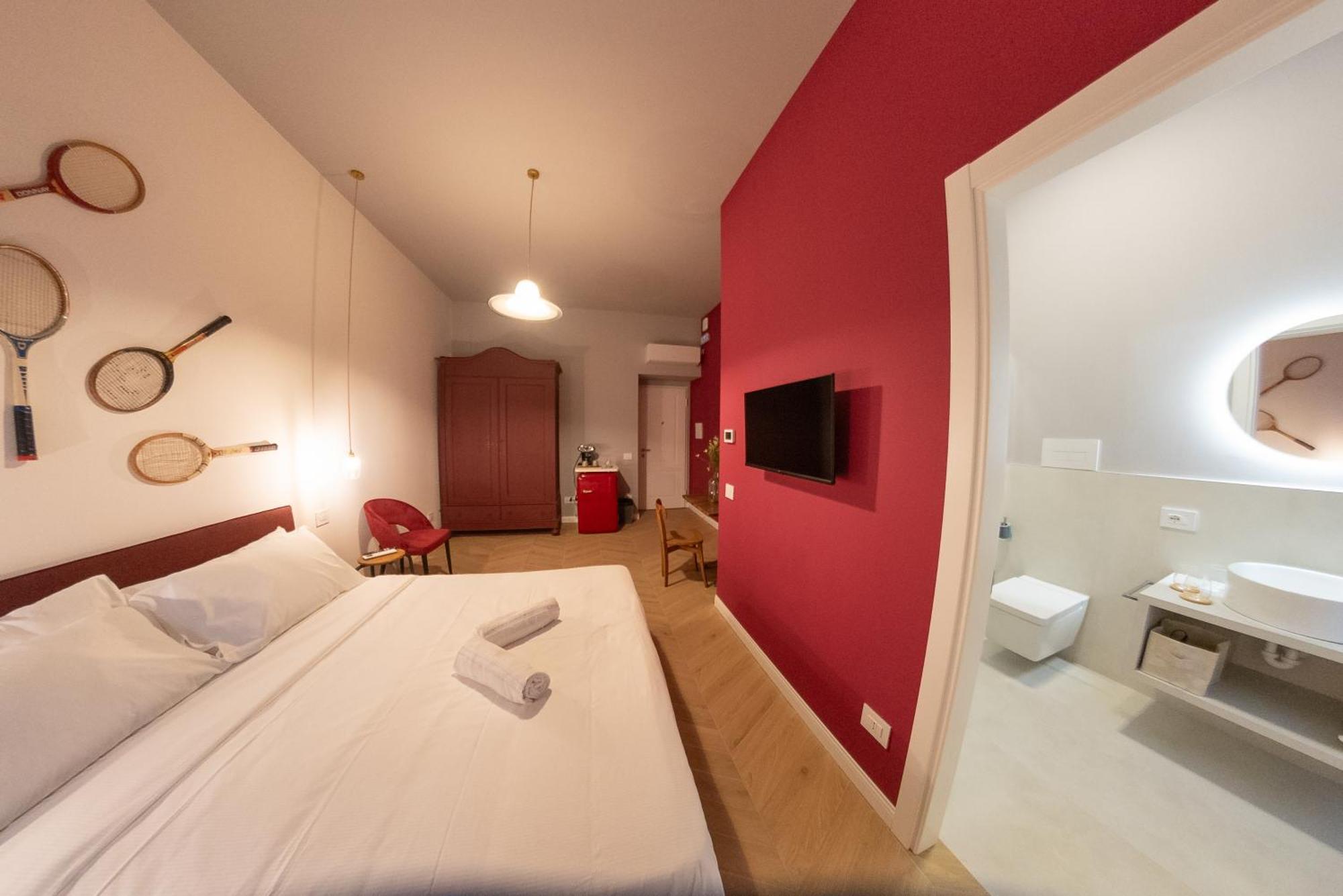 Sophia Boutique Suites Трієст Екстер'єр фото