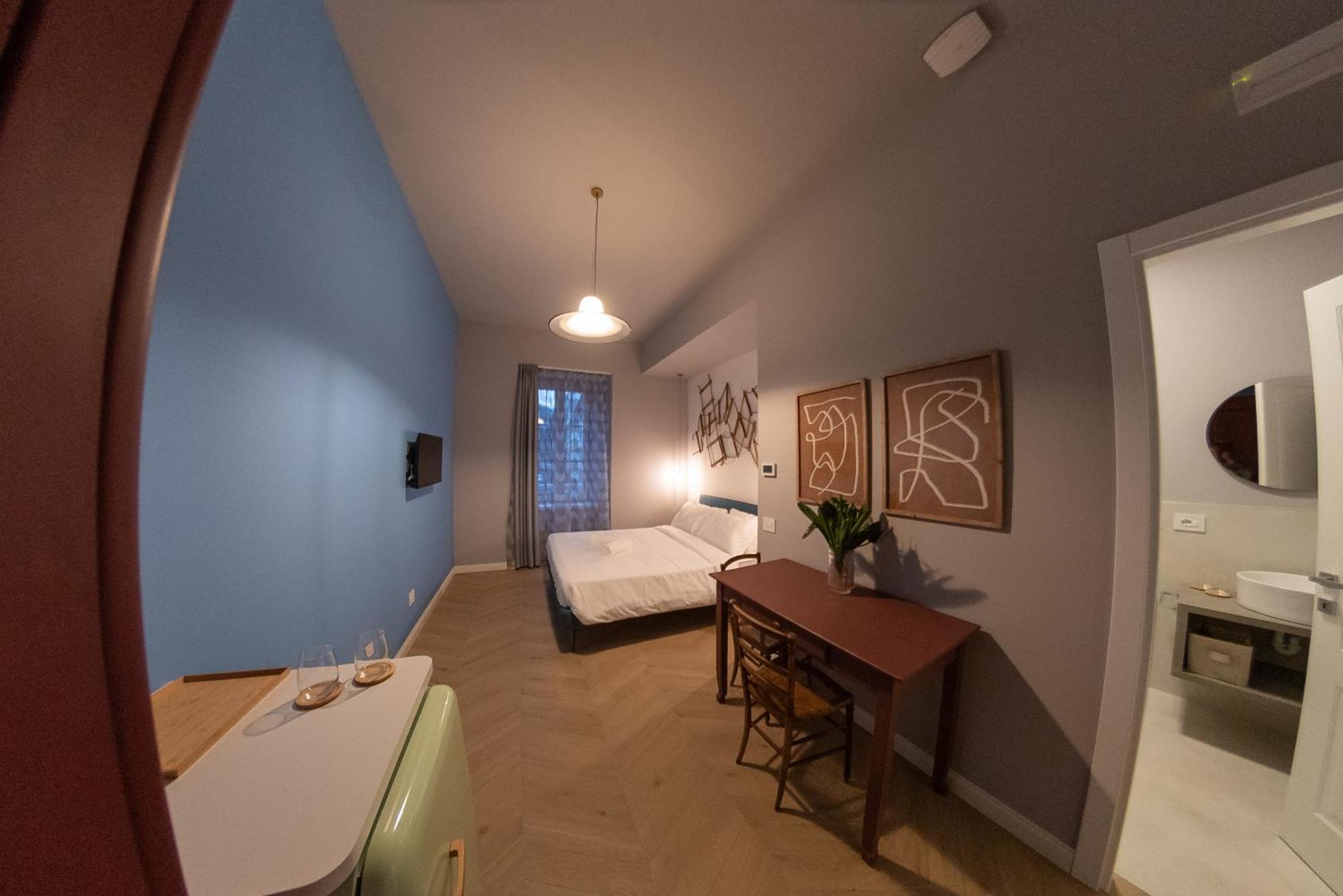 Sophia Boutique Suites Трієст Екстер'єр фото